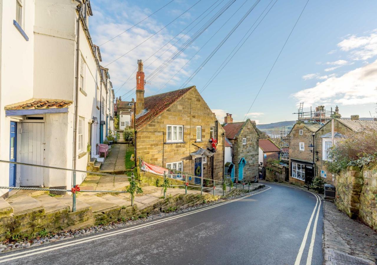 Alice Cottage Robin Hood's Bay Eksteriør billede